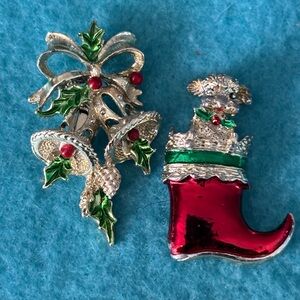 Vintage Holiday Brooch Set with Bells and Stocking signed Gerry’s